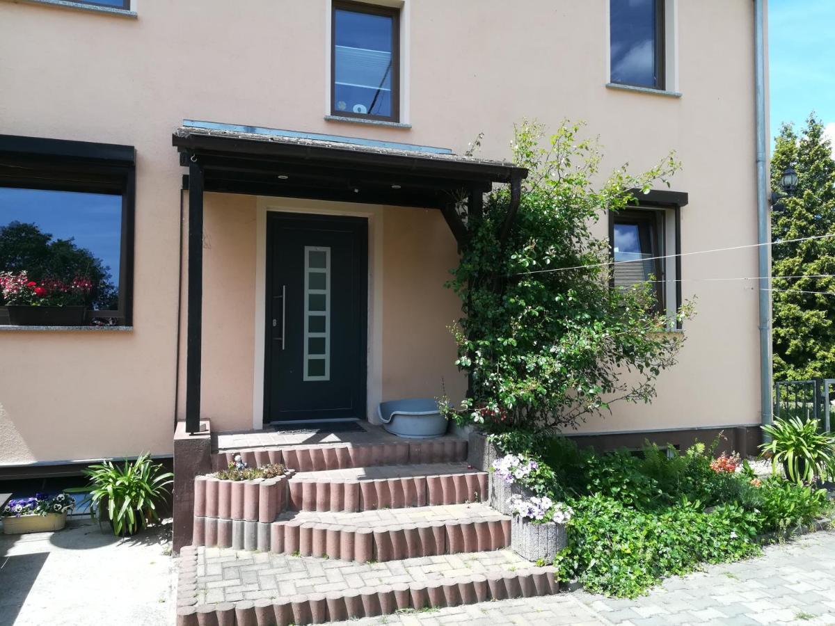 Ferienwohnung Am Park Pegau Экстерьер фото